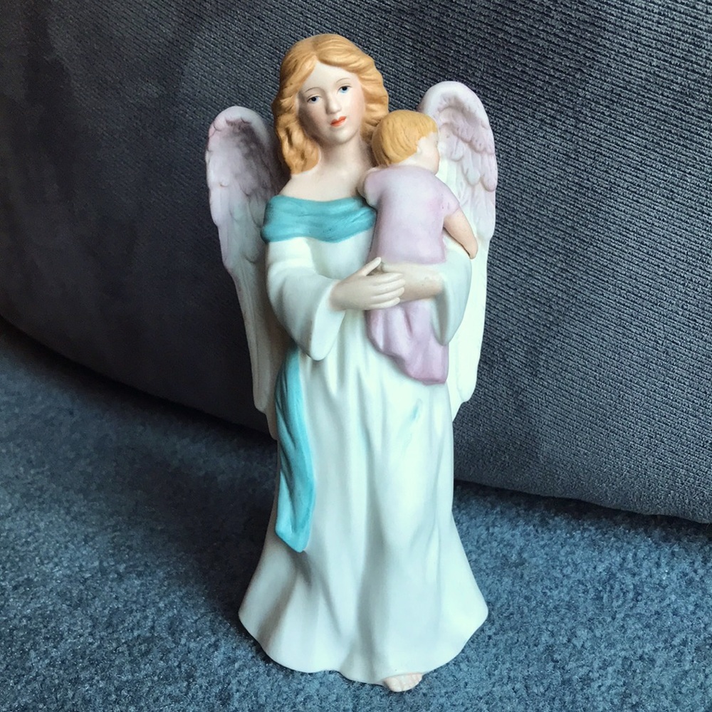 🍀 HOMCO Angel with baby